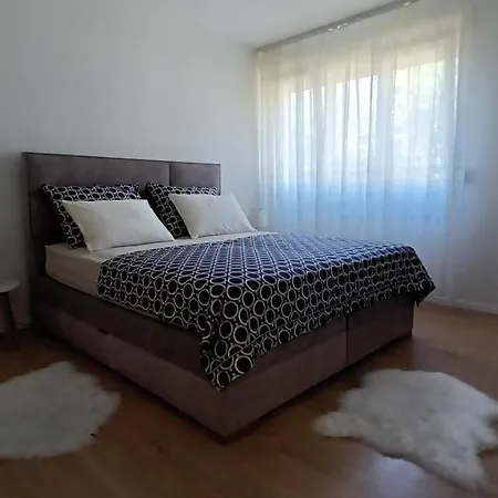 Leona Apartment-perfect For Four スプリト