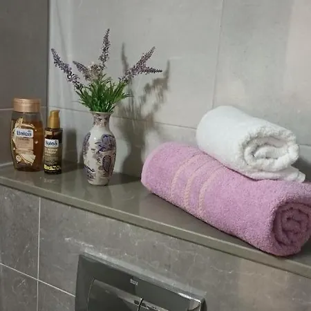 Leona Apartment-perfect For Four 아파트 스플리트