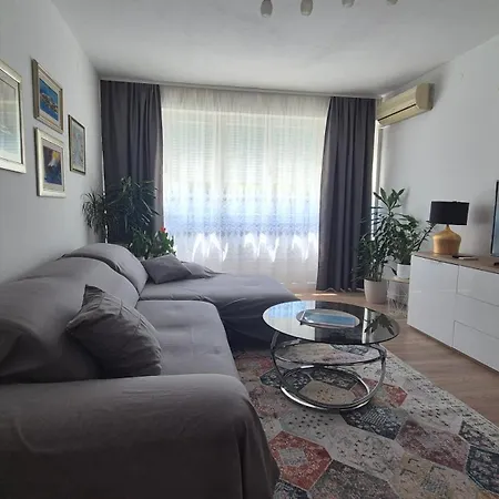 Leona Apartment-perfect For Four * Split