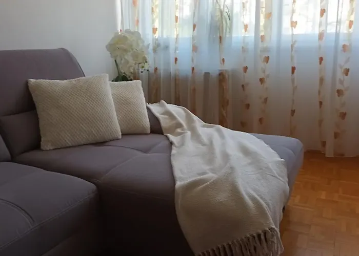 Leona Apartment-perfect For Four Апартаменты *