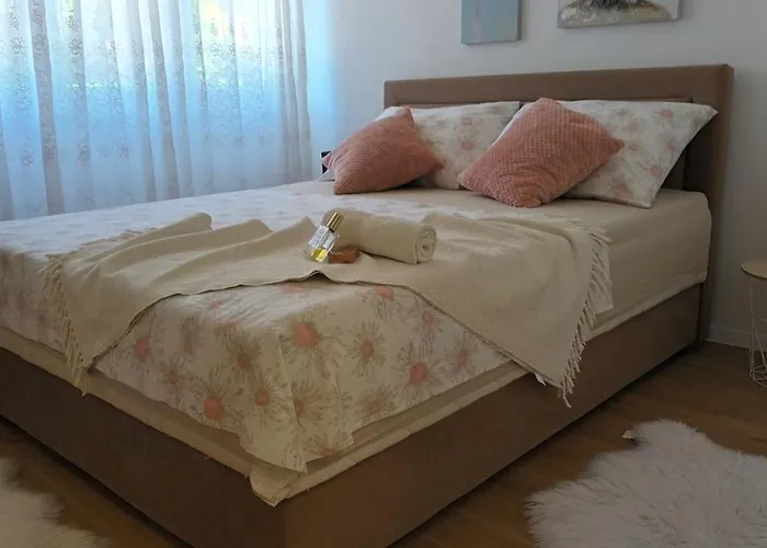 Leona Apartment-perfect For Four * Сплит