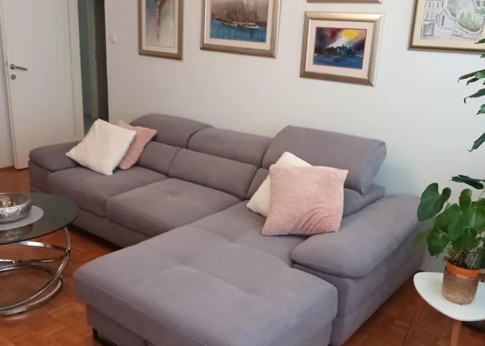 Leona Apartment-perfect For Four * Сплит