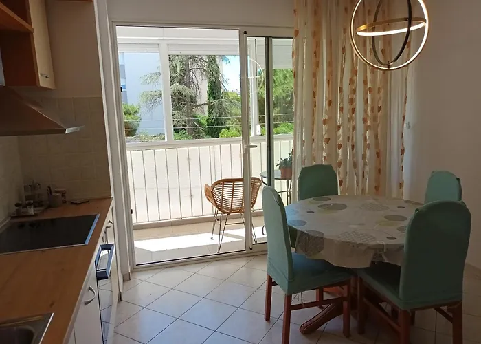 Leona Apartment-perfect For Four * Сплит